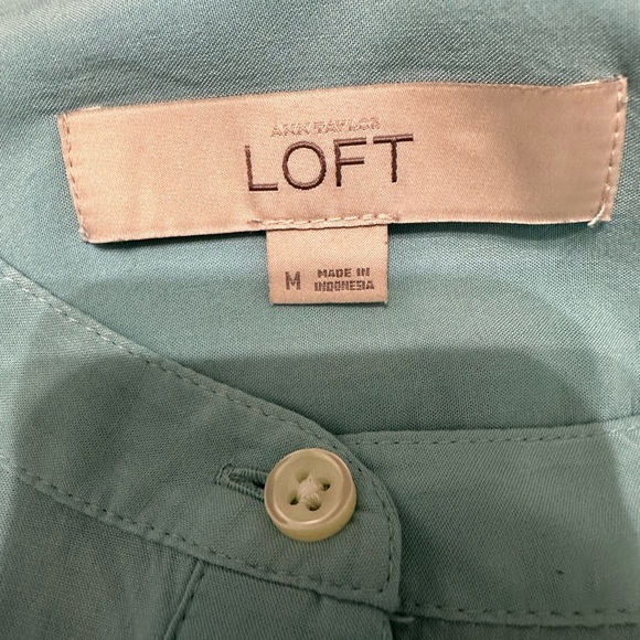 🛍️ Loft  Half button roll up sleeve top size medium light blue with excellent. - Picture 6 of 9